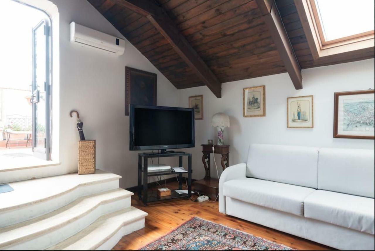Duomo Terrace Apartment เนเปิลส์ ภายนอก รูปภาพ